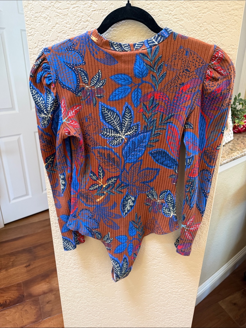 FARM Rio Rust Floral Ribbed Long-Sleeve Bodysuit with Blue Accents - Picture 6 of 7